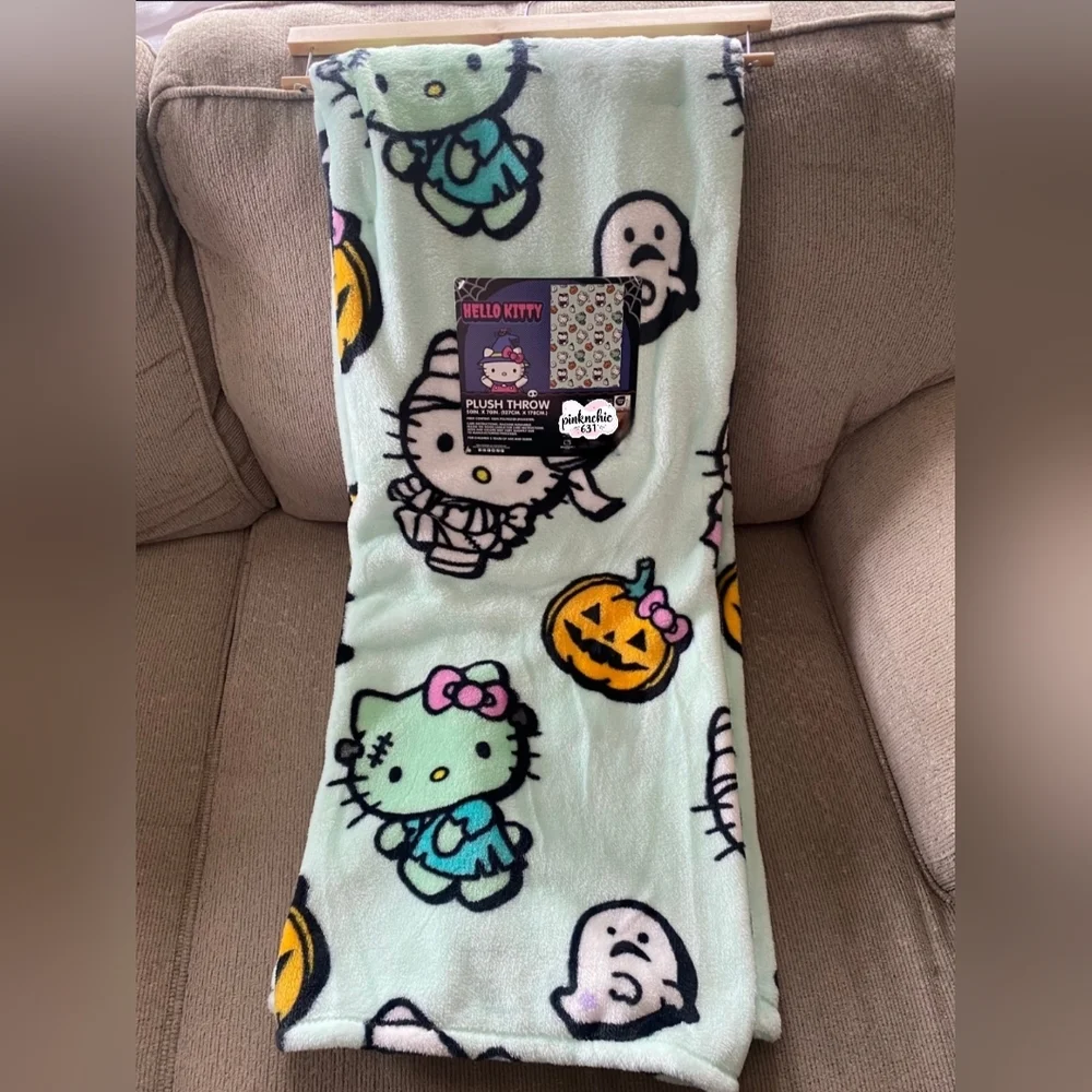 Hello Kitty Green Halloween Plush Throw Blanket Frankenstein Mummy Vampire Ghost